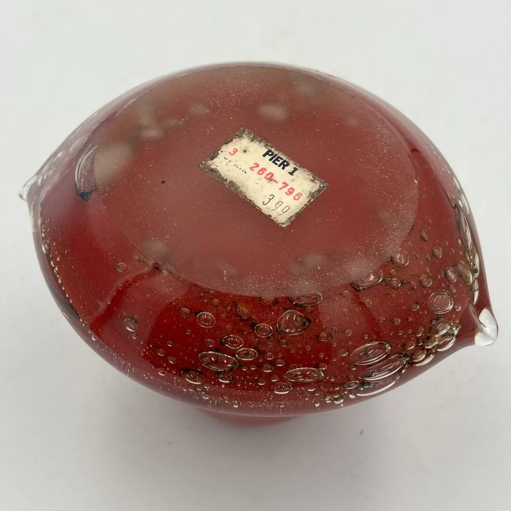 Vintage Pier 1 Hand Blown Art Glass Vase Red Controlled‎ Bubble Romania 5.25